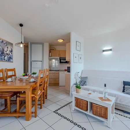 Lejlighed Sombrero-3 By Interhome *